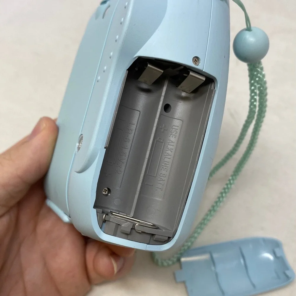 Fujifilm Instax Mini 8 Instant Film Camera Light Blue Untested